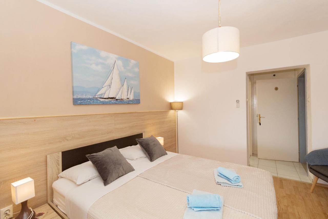 מדולין Rooms And Apartments Palma B&B מראה חיצוני תמונה