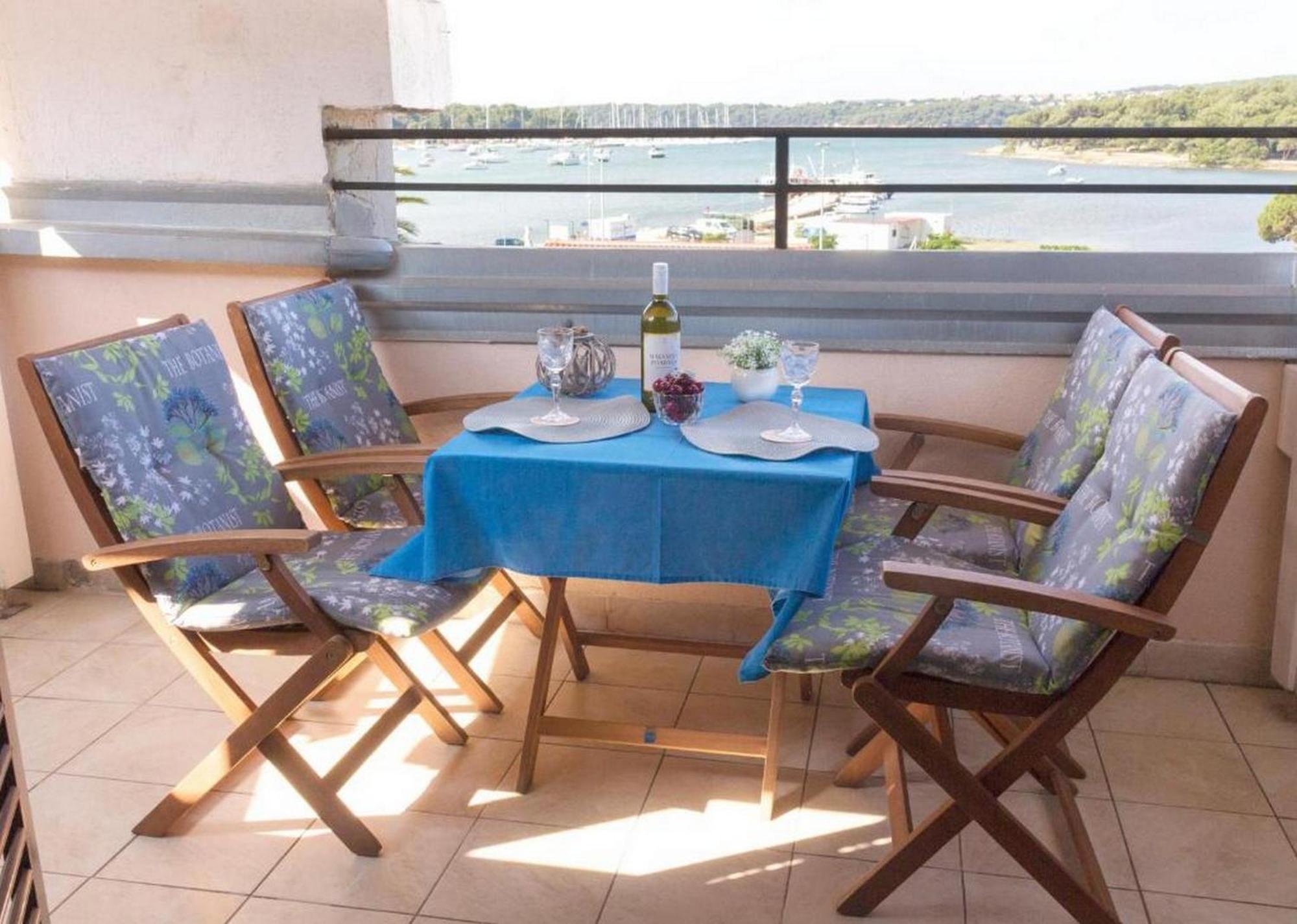 מדולין Rooms And Apartments Palma B&B מראה חיצוני תמונה