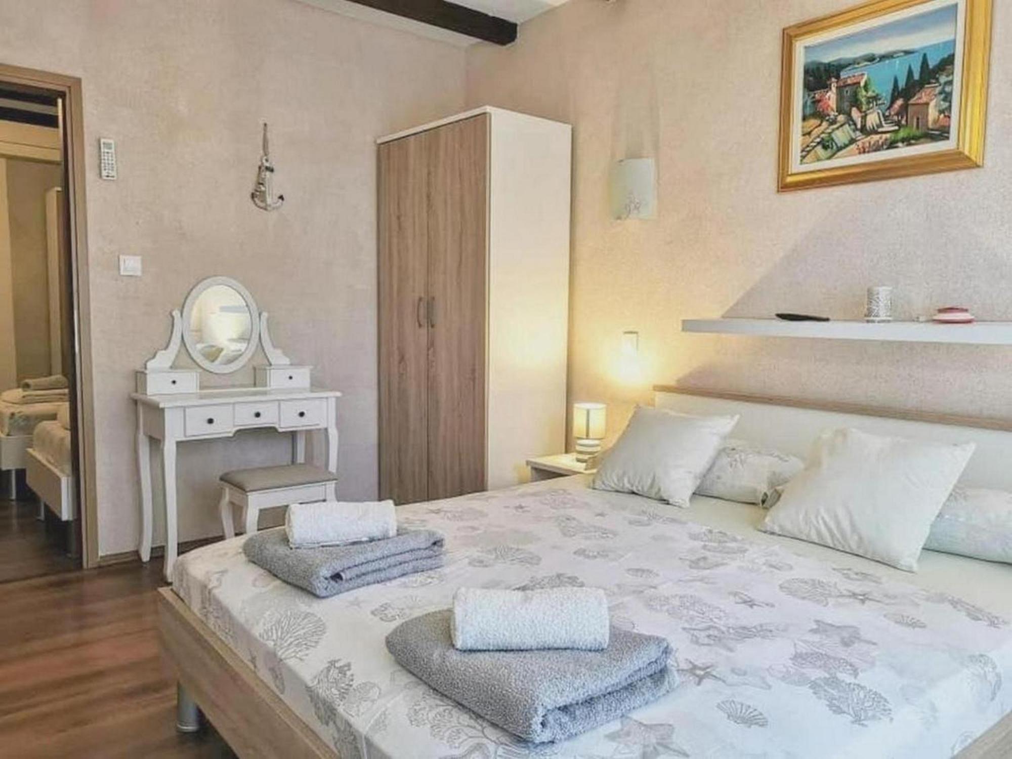 מדולין Rooms And Apartments Palma B&B מראה חיצוני תמונה