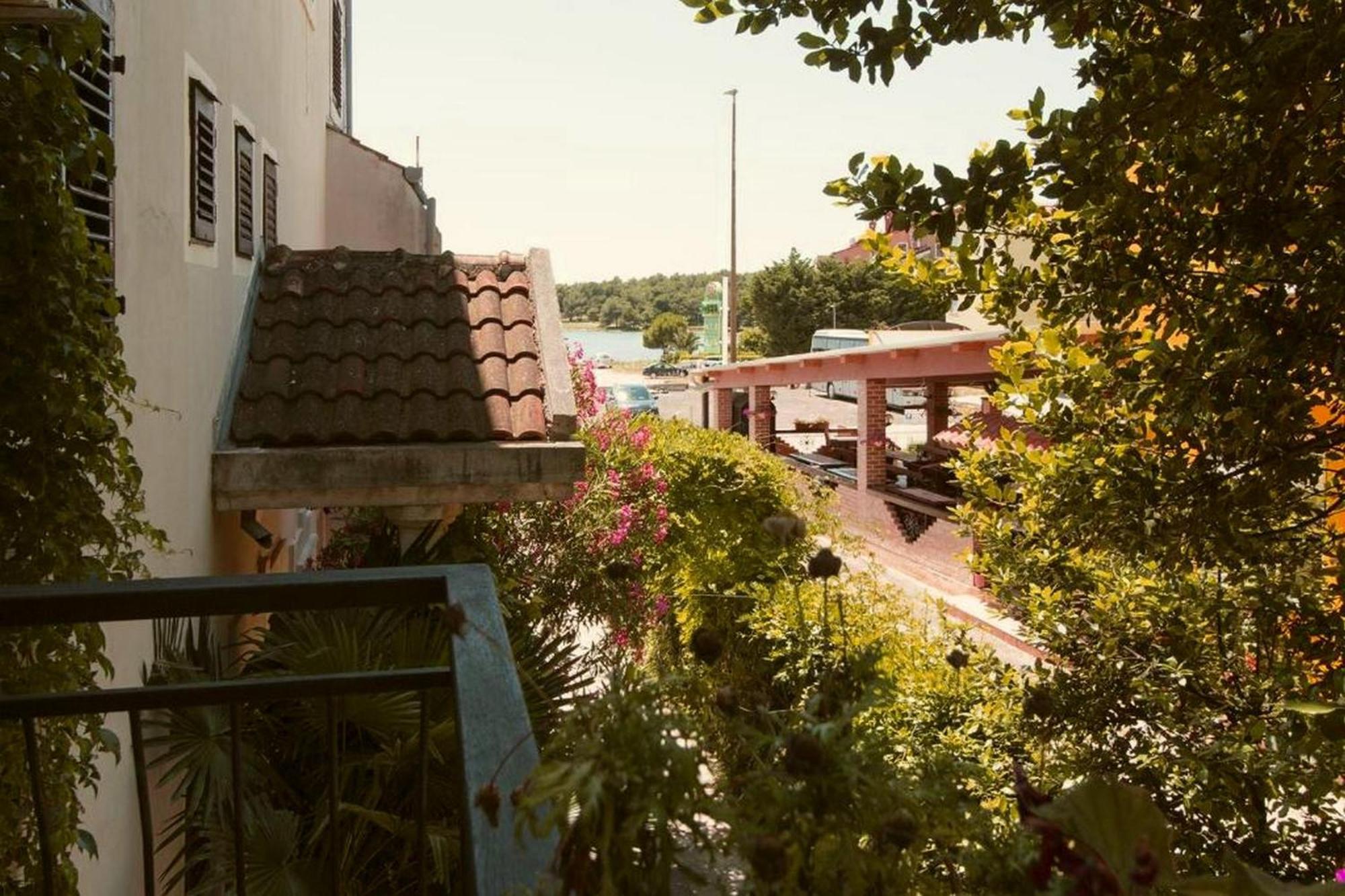 מדולין Rooms And Apartments Palma B&B מראה חיצוני תמונה