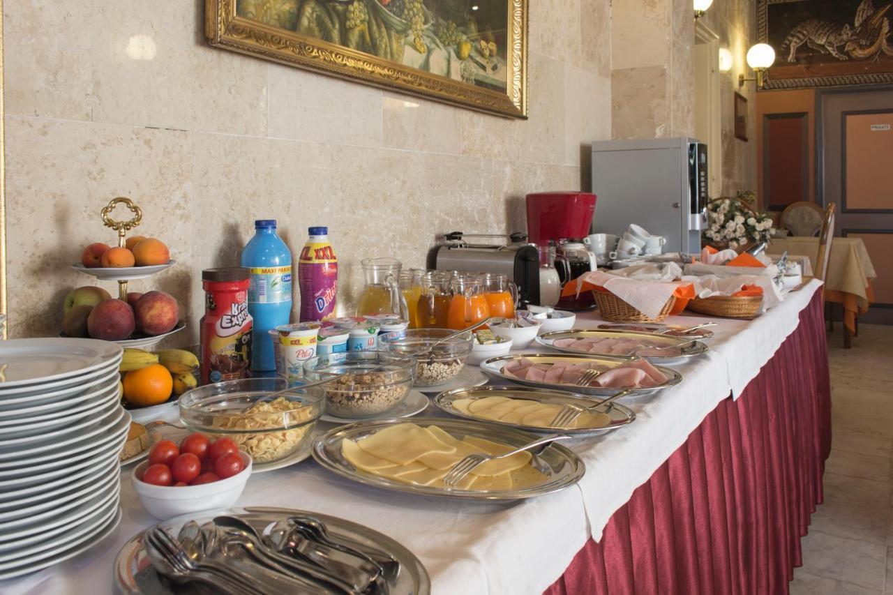 מדולין Rooms And Apartments Palma B&B מראה חיצוני תמונה